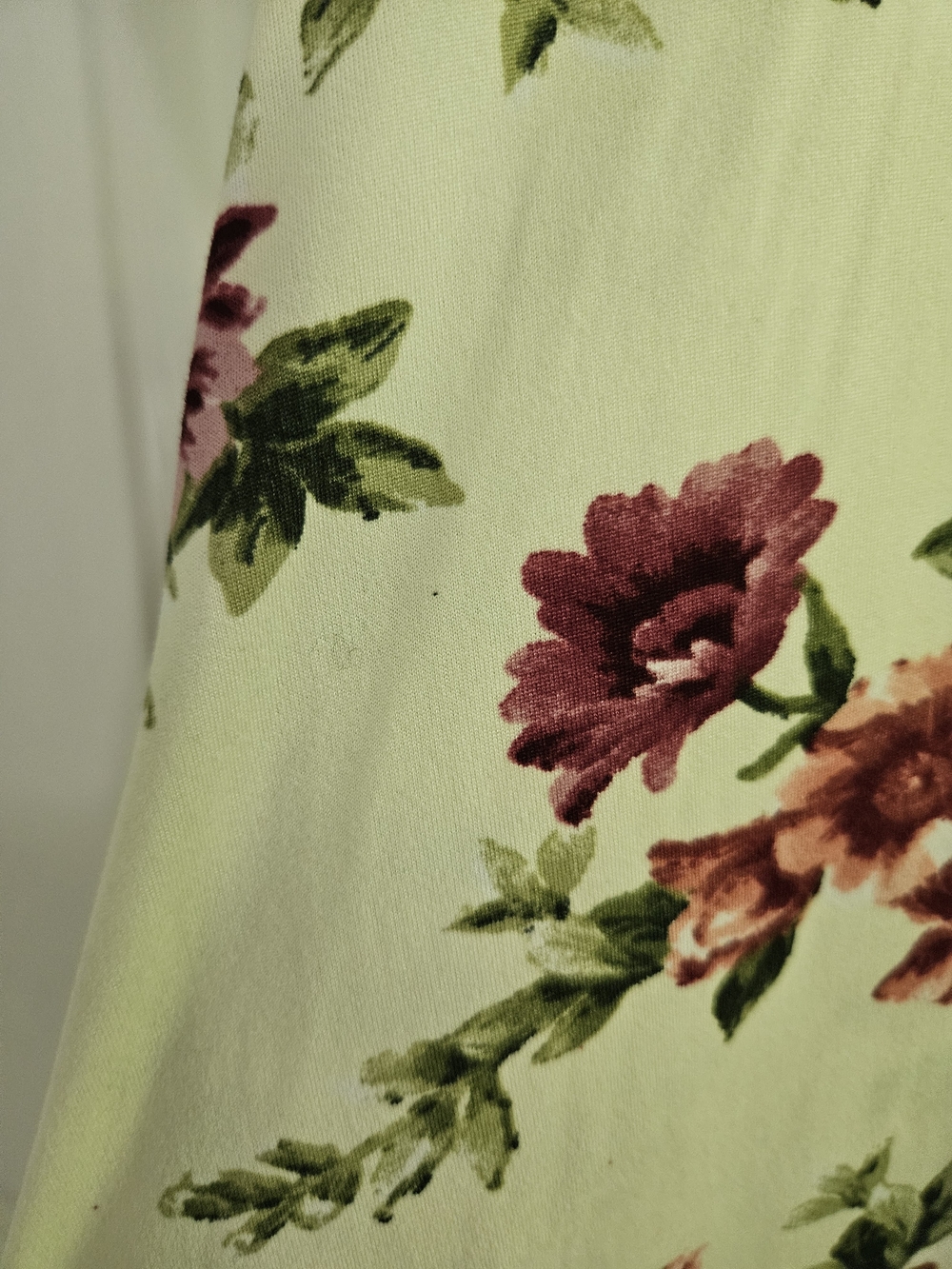 Light Yellow Floral Short Sleeve Dress - Picture 5 of 8